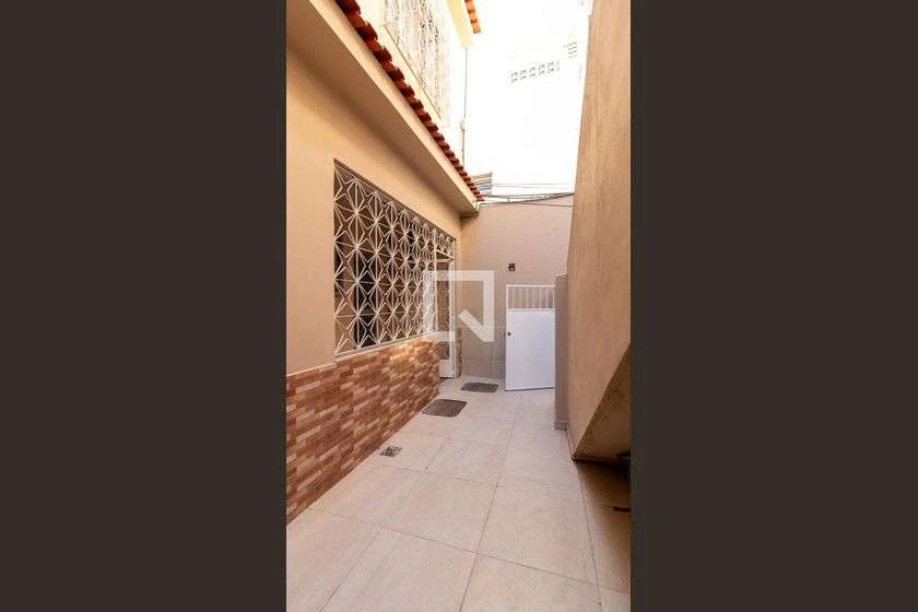 65 m² studio with a balcony, laundry area — photo 16