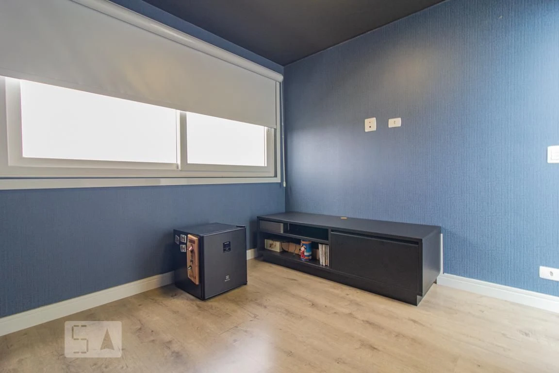 Furnished house, 220 m², with a grill on the balcony