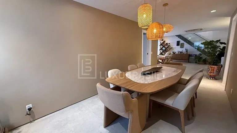 Furnished 2-bedroom apartment with balcony and BBQ grill — photo 28