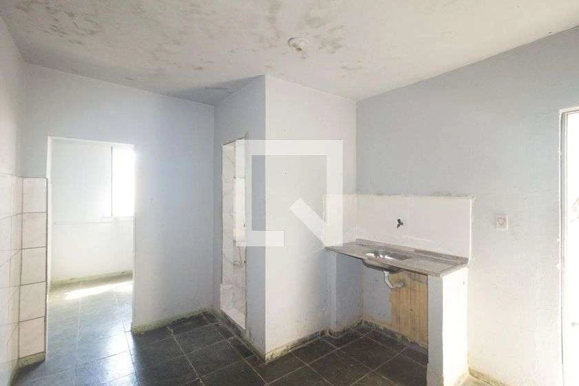 Студия 58 м²: 1 спальня, 1 ванная и 1 парковка