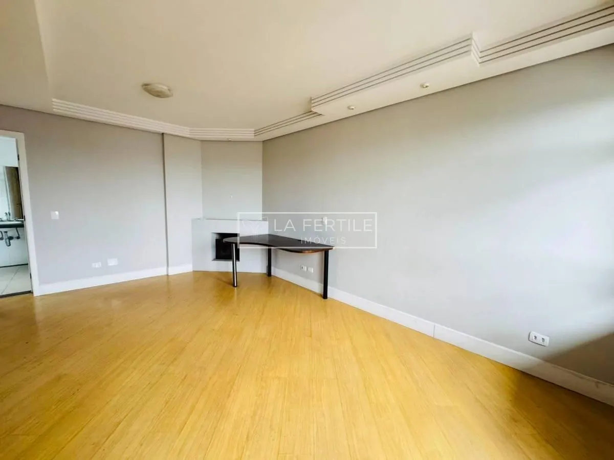3-bedroom apartment with 4 bathrooms, 184 m² — photo 13