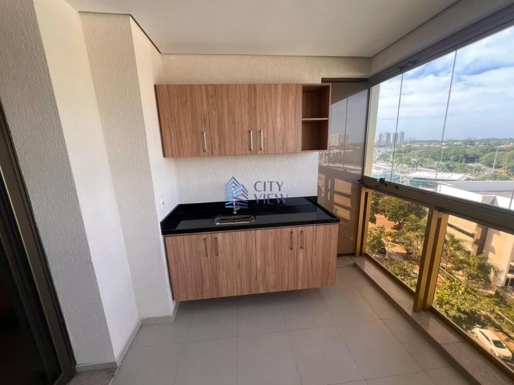 171 m² apartment with 4 bedrooms and 2 parking spots — photo 27