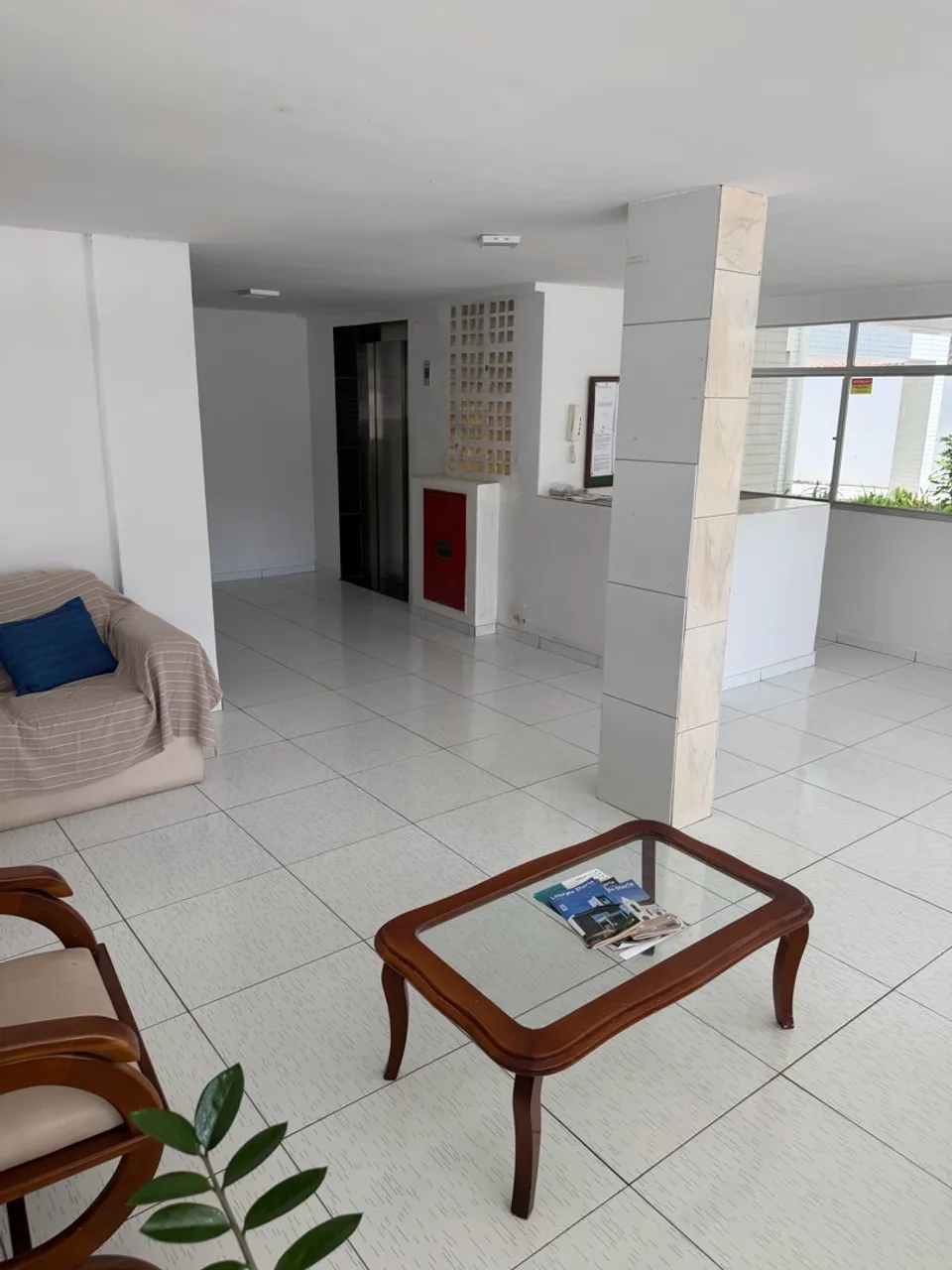 3-bedroom apartment with a washing machine in João Pessoa — photo 14
