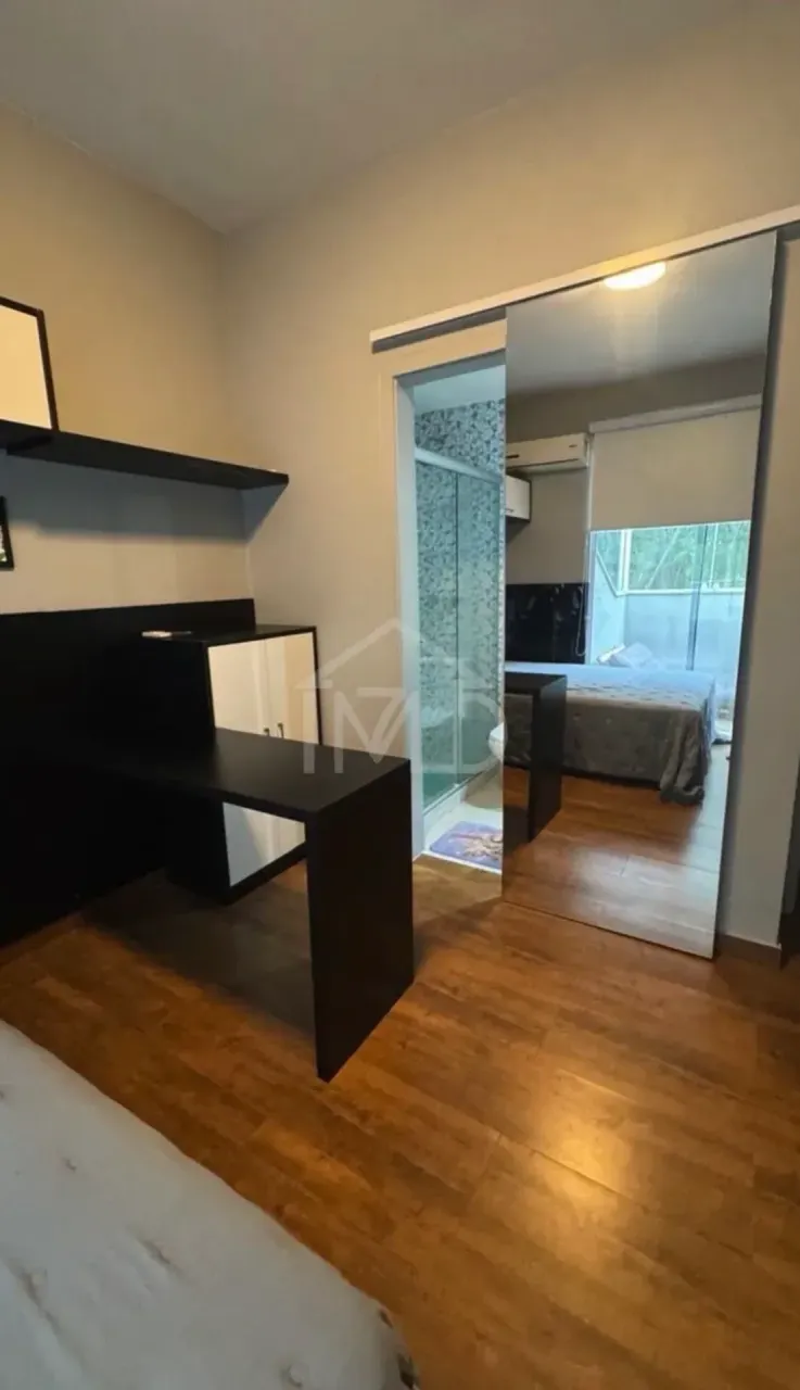 Casa com 4 quartos e 5 banheiros, com 3 vagas — photo 13