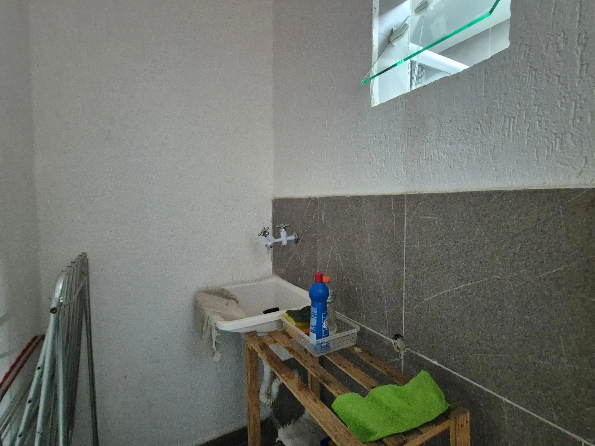 Furnished apartment with 1 bedroom and 1 en-suite bath — photo 14