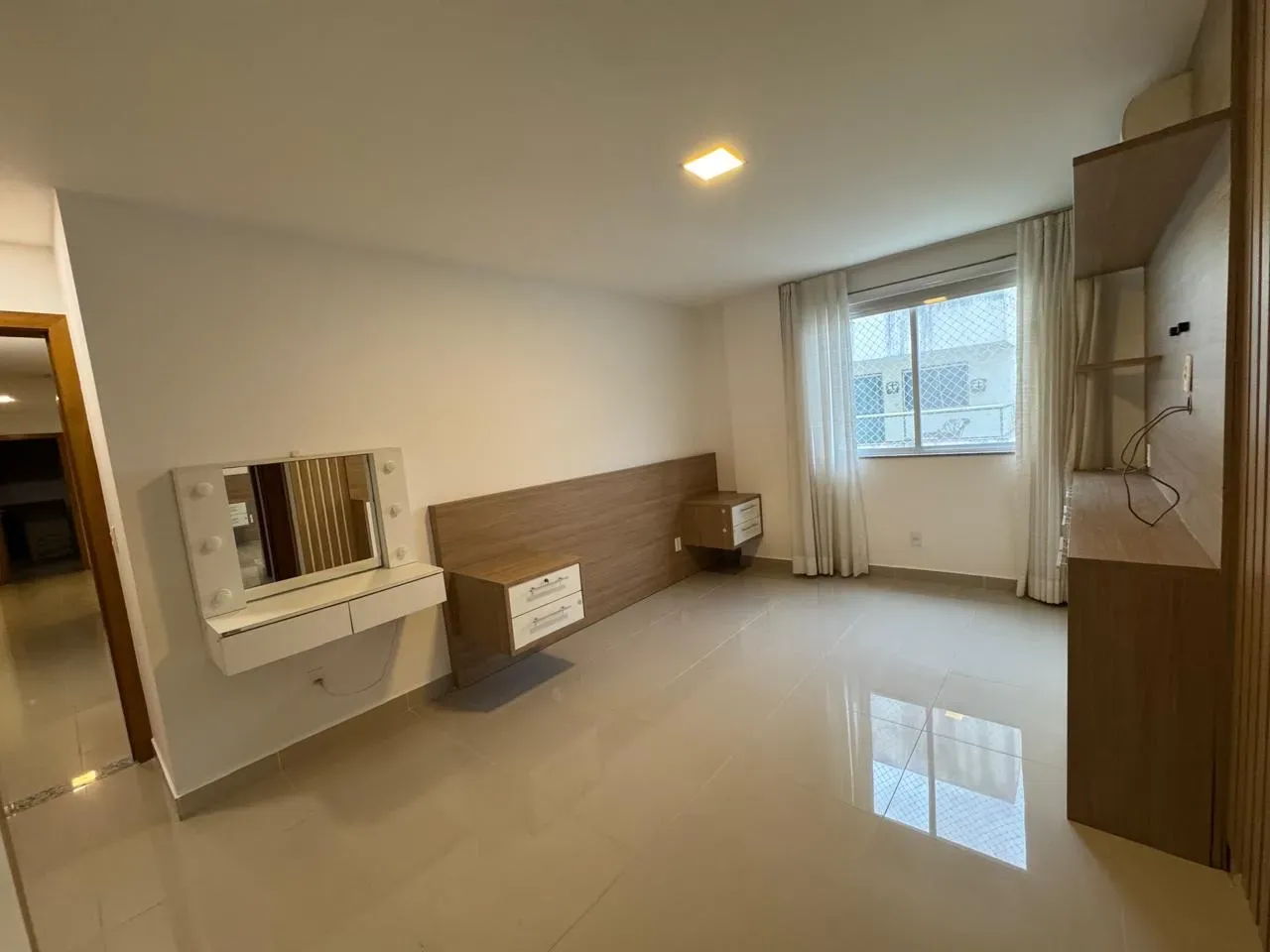 2-bedroom apartment, both with their own bathrooms, 96 m² — photo 12