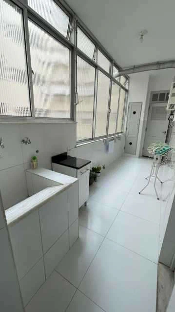 Furnished 190 m² apartment with 3 bedrooms and balcony — photo 25