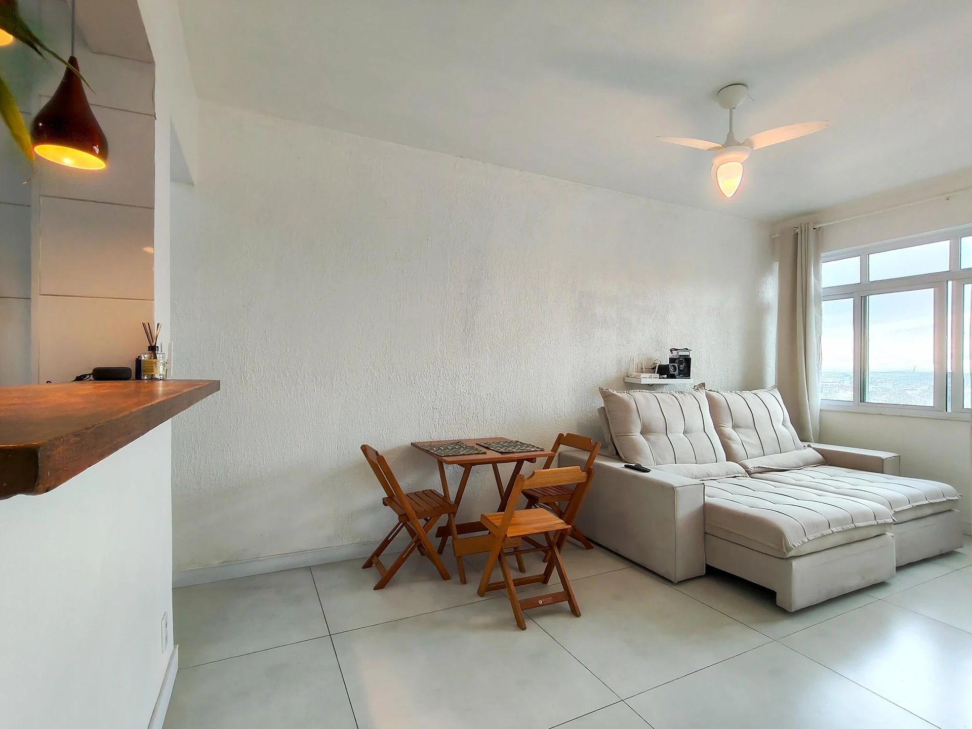 Apartamento mobiliado com cozinha americana e fogão a gás — photo 12