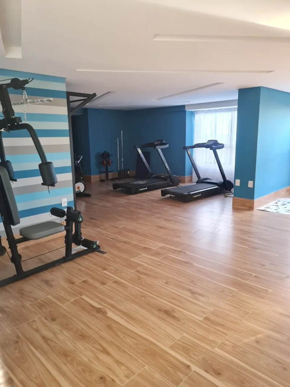 2-bedroom apartment in a building with a gym — photo 19
