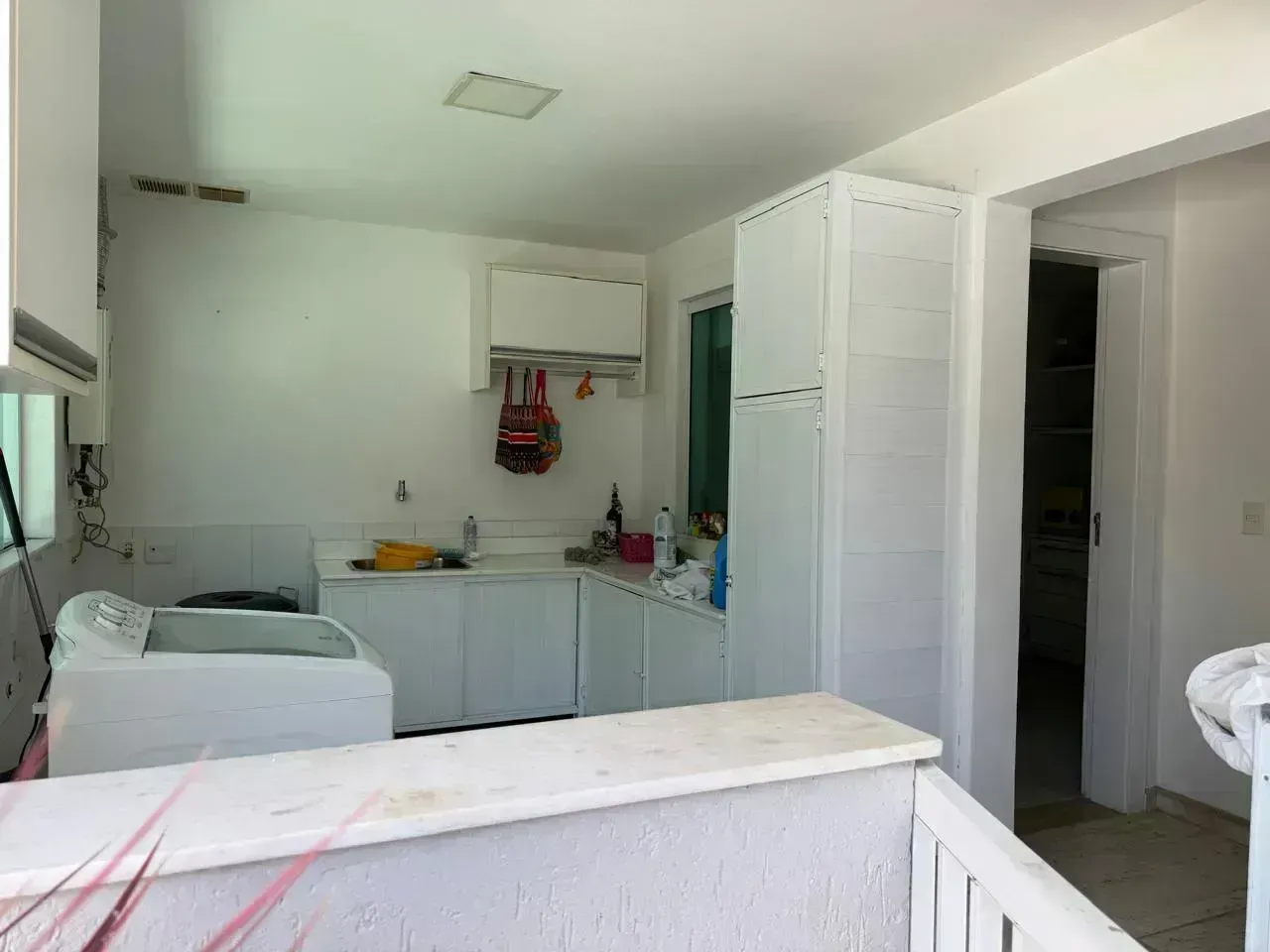 Furnished house with 6 suites and a private garden — photo 3