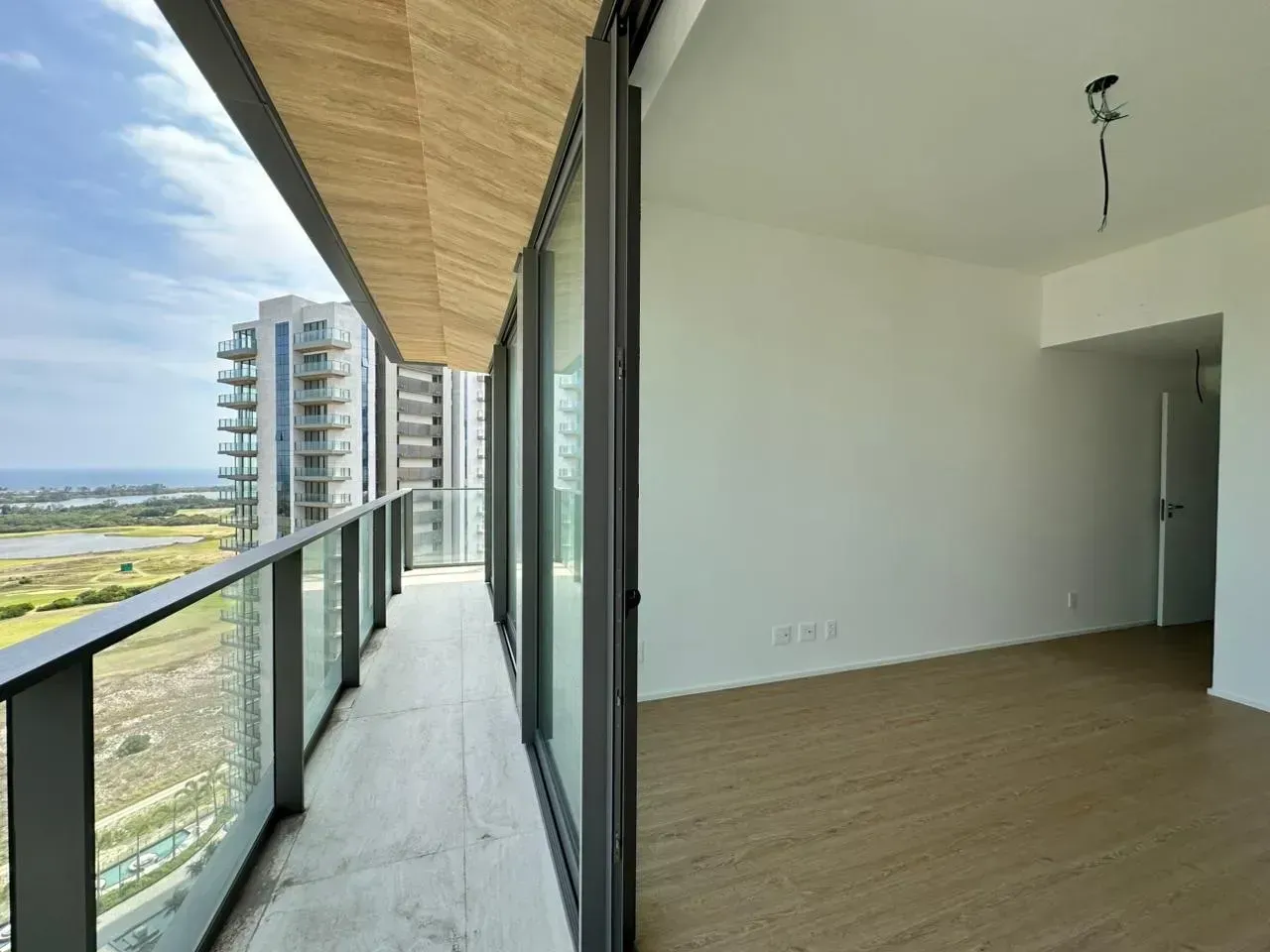 3-bedroom apartment with 6 bathrooms and 3 parking spots — photo 29