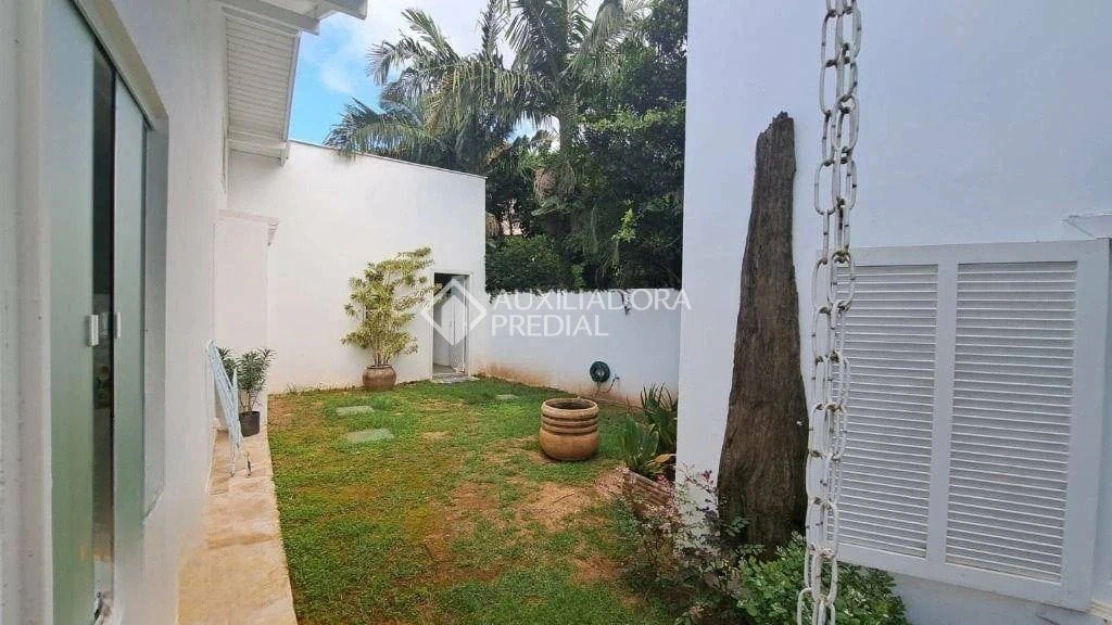 Casa mobiliada, 278 m², com piscina privativa — photo 22