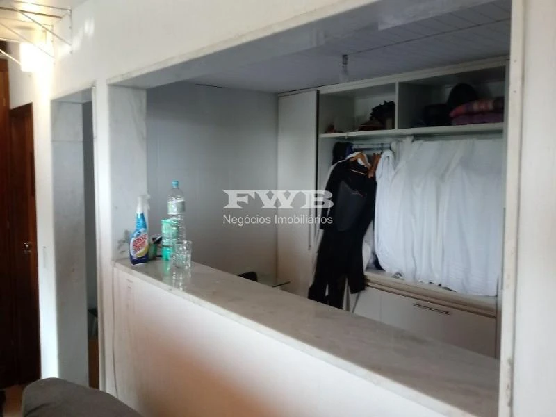 11-bedroom house with a walk-in closet in Rio de Janeiro — photo 28