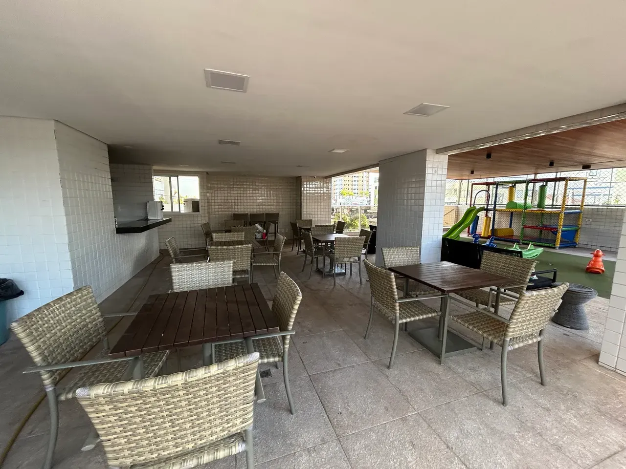 3-bedroom apartment, all with their own bathrooms, 137 m² — photo 15