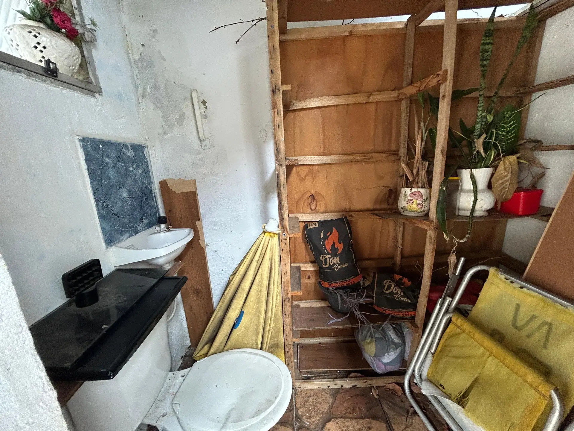 House for rent with 2 bedrooms, balcony and yard — photo 32
