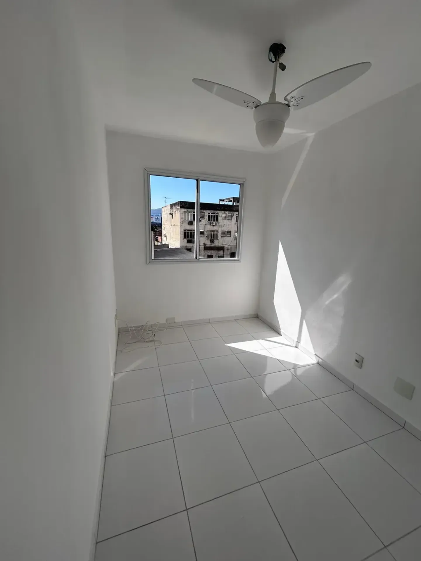 Apartamento de 3 quartos com cozinha americana e varanda — photo 17