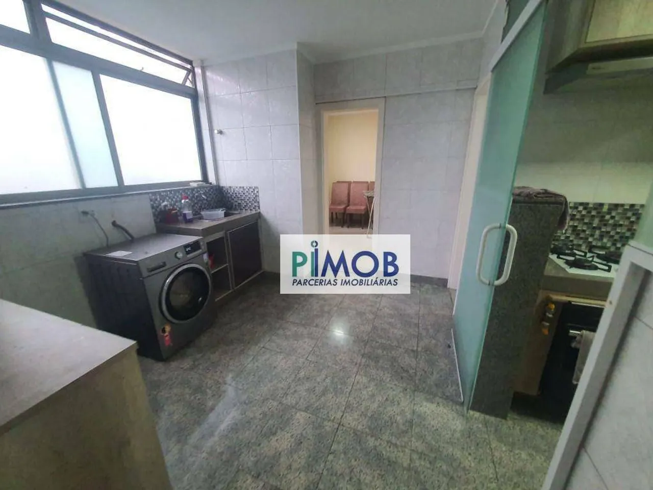 Apartment with 4 bedrooms and 5 bathrooms, 260 m² — photo 11