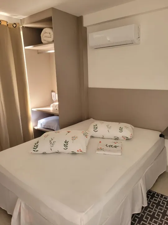 Furnished apartment with open-plan kitchen and 2 baths