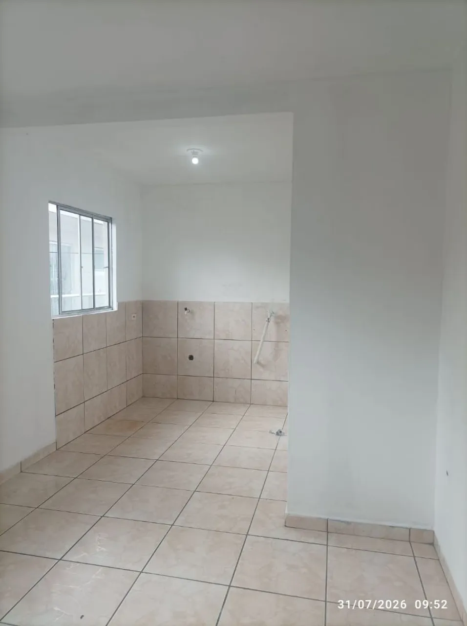 2-bedroom house with glass shower enclosure, no parking — photo 8