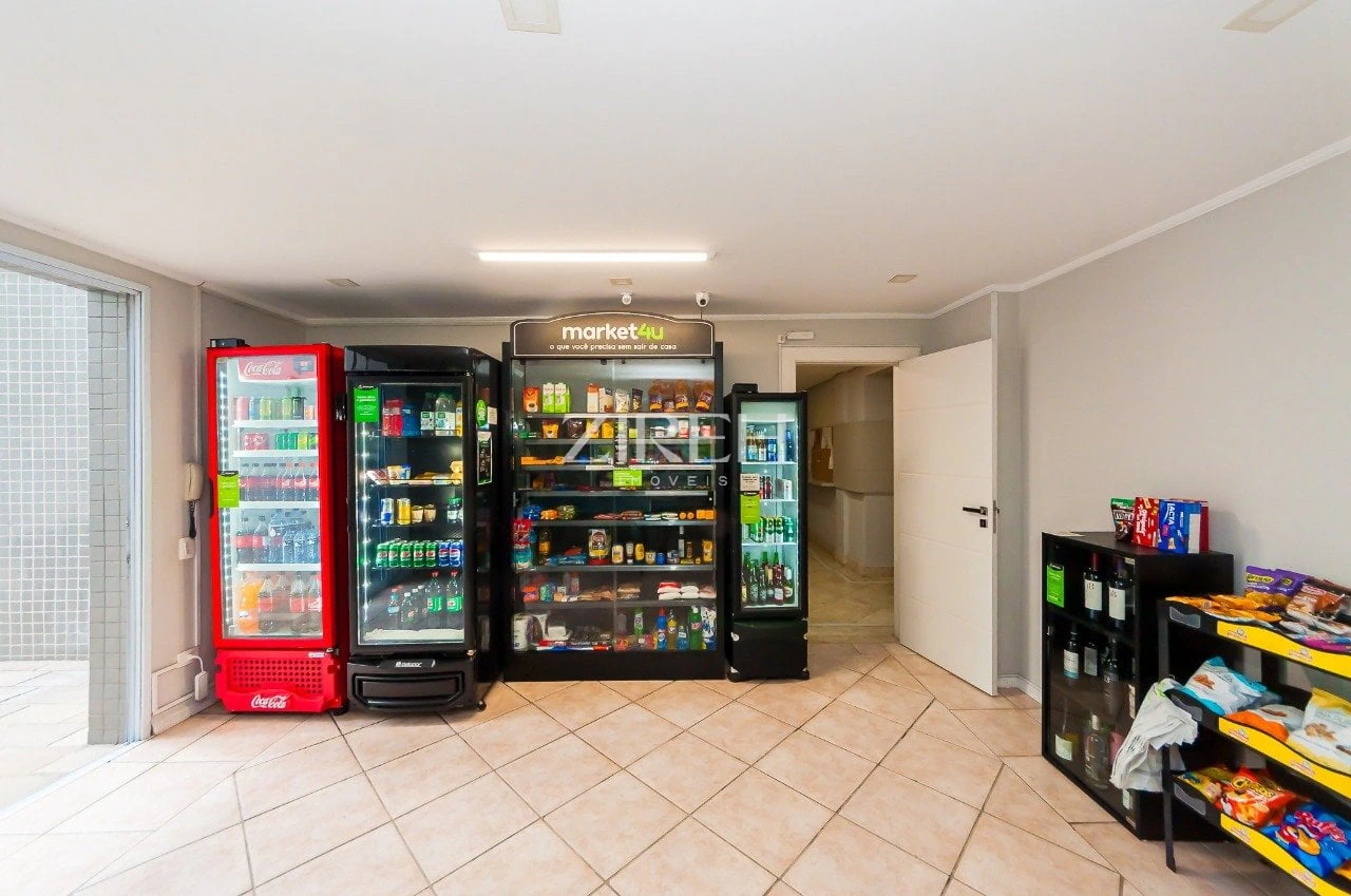 3-bedroom apartment with a private BBQ area — photo 27