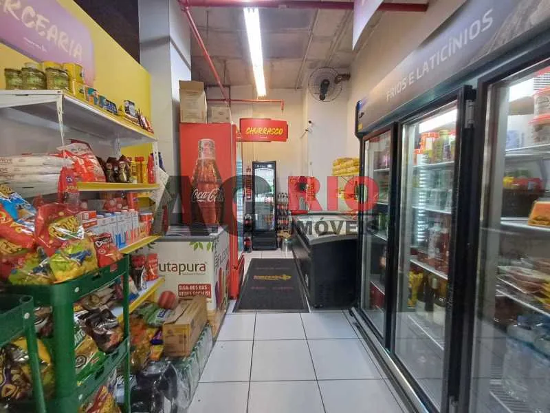 3-bedroom rental apartment with balcony and views — photo 27