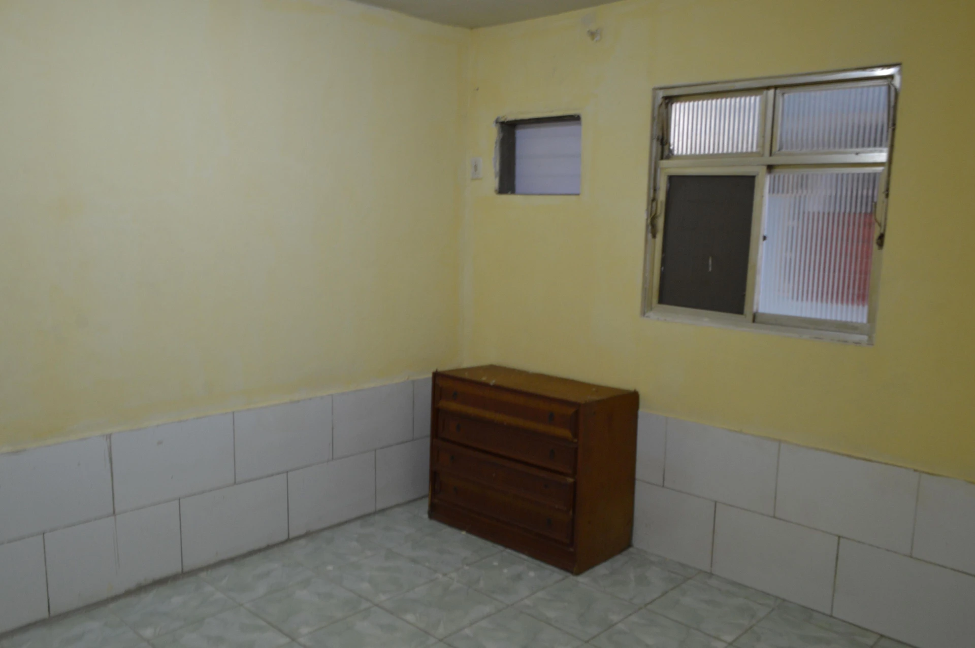 Estudio sin amueblar en alquiler con cocina cerrada — photo 2