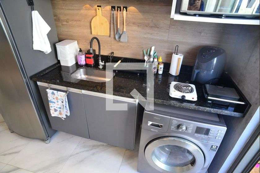 1-bedroom apartment with balcony and open-plan kitchen — photo 9