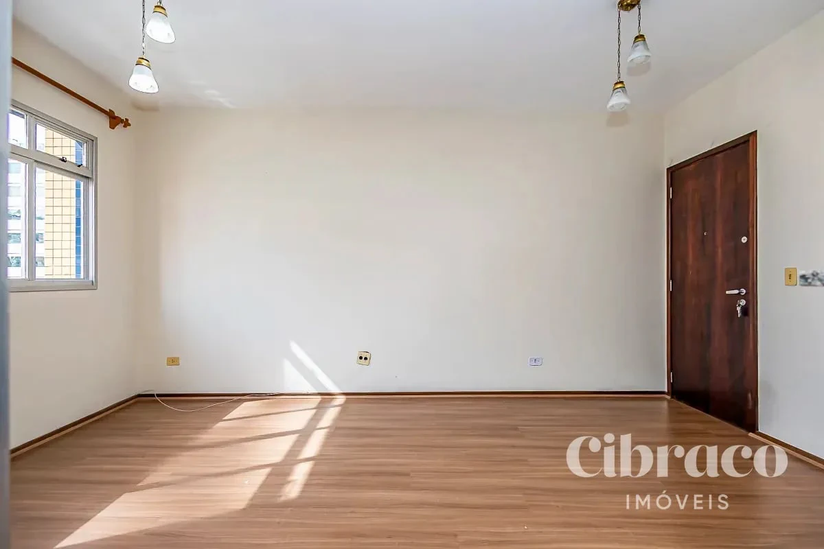 2-bedroom apartment with a home office in Curitiba — photo 11