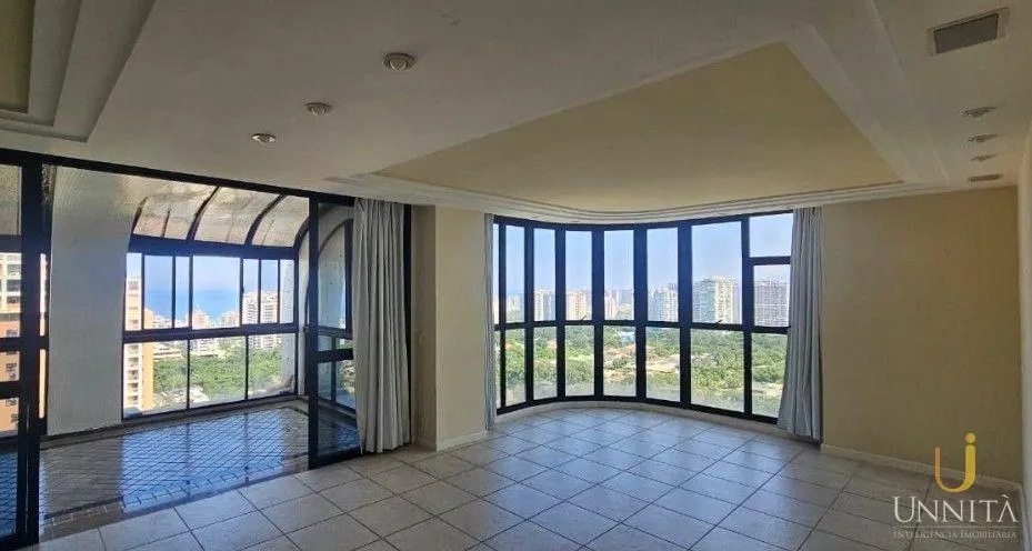 Unfurnished 3-bedroom apartment with 5 bathrooms — photo 6