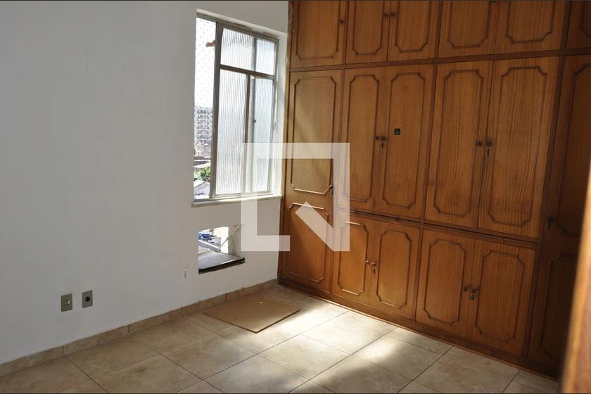 96 m² rental apartment with 2 bedrooms and 1 parking spot — photo 4