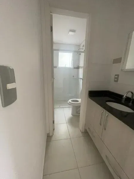 Квартира: 3 спальні, 1 з власною ванною кімнатою, 70 м² — photo 22