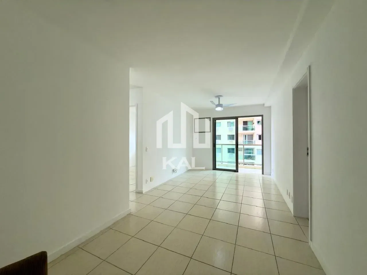 Mountain view in a 2-bedroom apartment, 68 m² — photo 2