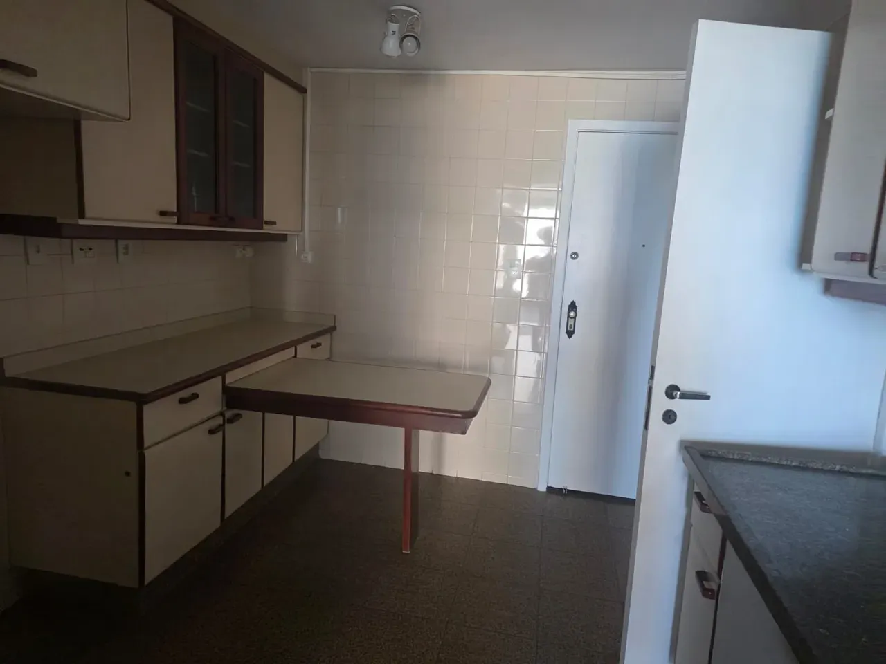 Apartamento de 160 m² no 7º andar com vista e varanda — photo 7