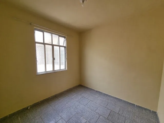 2-bedroom apartment with 1 bath and gas stove — photo 9