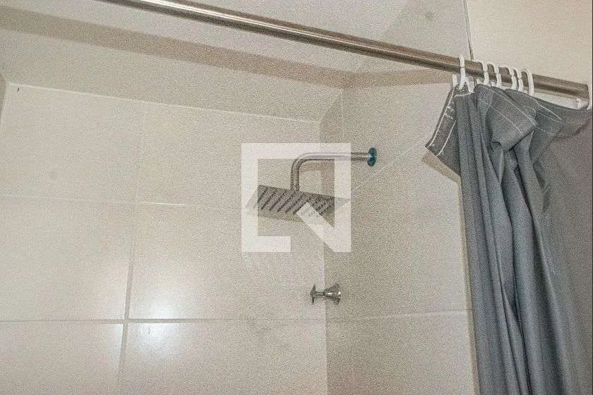Apartamento de 2 dormitorios con cocina cerrada y cocina a gas — photo 11