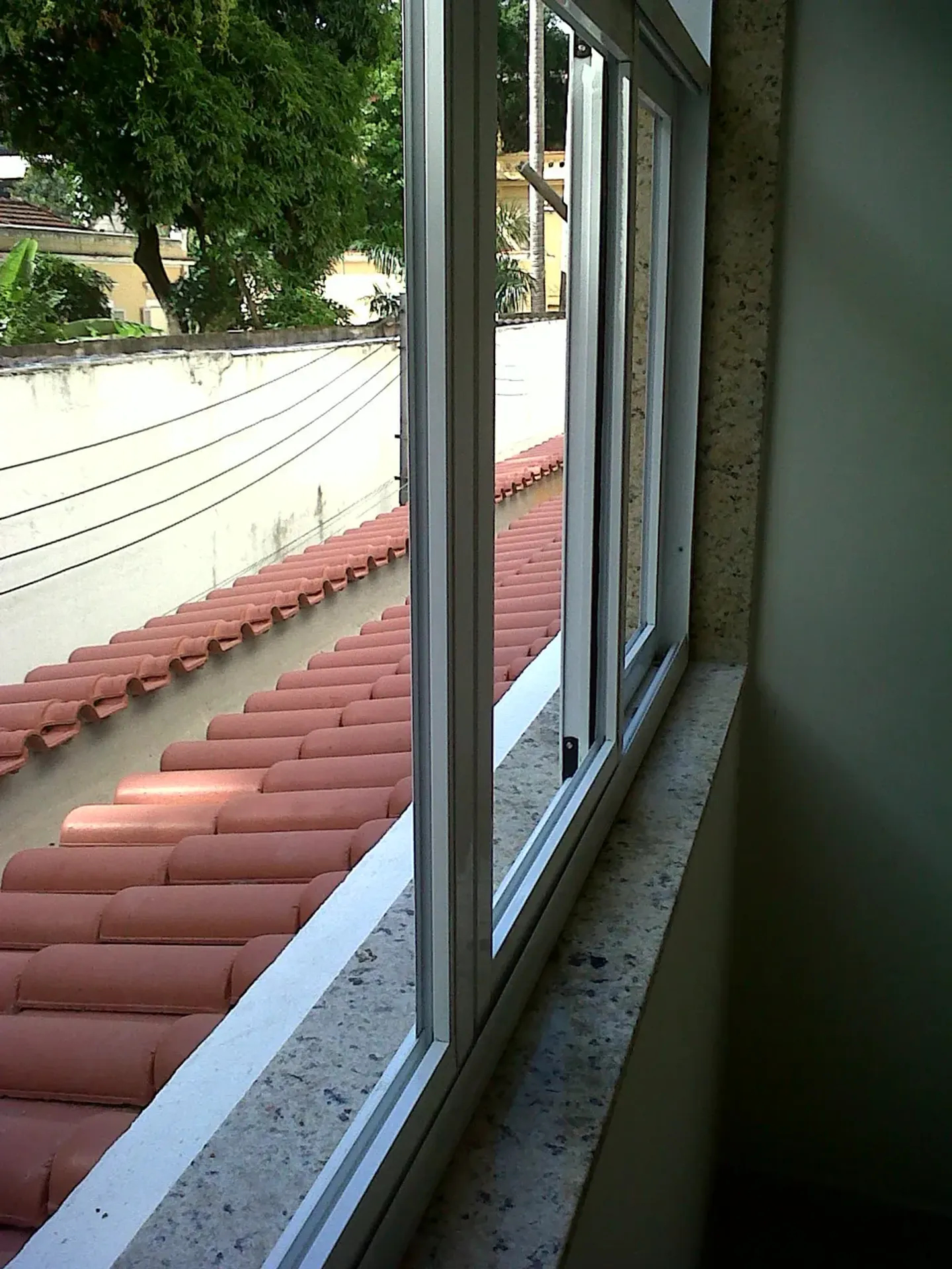 Departamento de 2 dormitorios con balcón cerrado con vidrio — photo 12