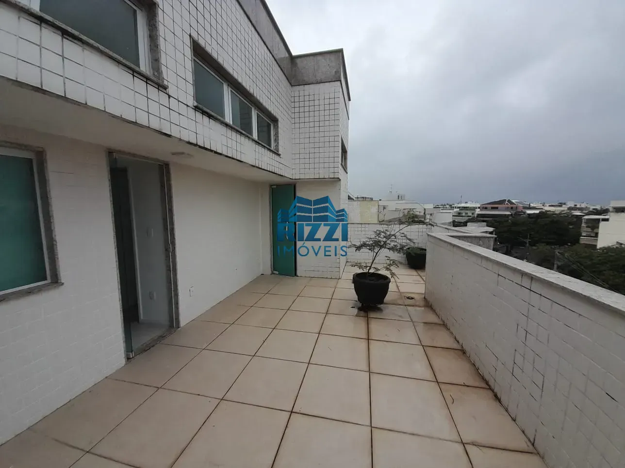 Apartamento com 3 quartos e 5 banheiros com terraço — photo 23
