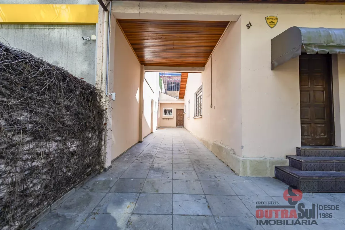 Casa com 2 dormitórios e 4 banheiros para locação — photo 4