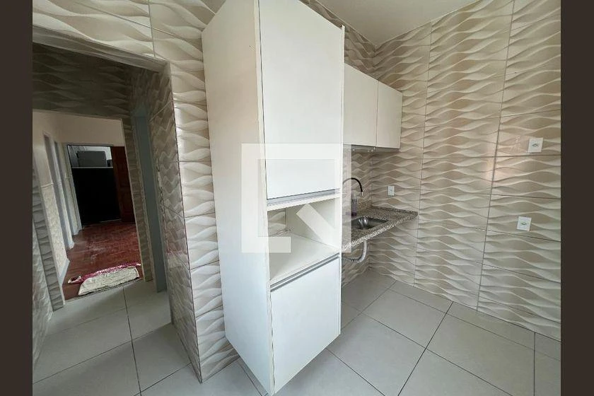 House, 76 m², with wood or laminate floors — photo 3
