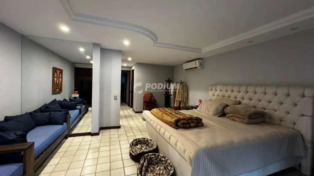 Мебльований будинок на 5 люксів і 13 ванних — photo 27