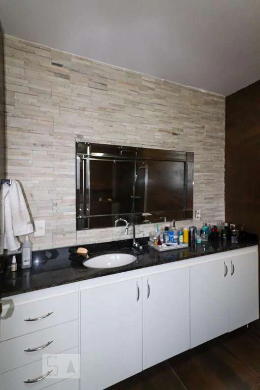 Casa mobiliada de 250 m² com 4 quartos e churrasqueira na varanda — photo 7