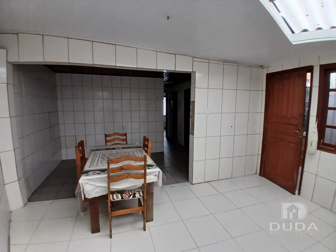 Casa amueblada con cocina cerrada y fogón a gas — photo 23