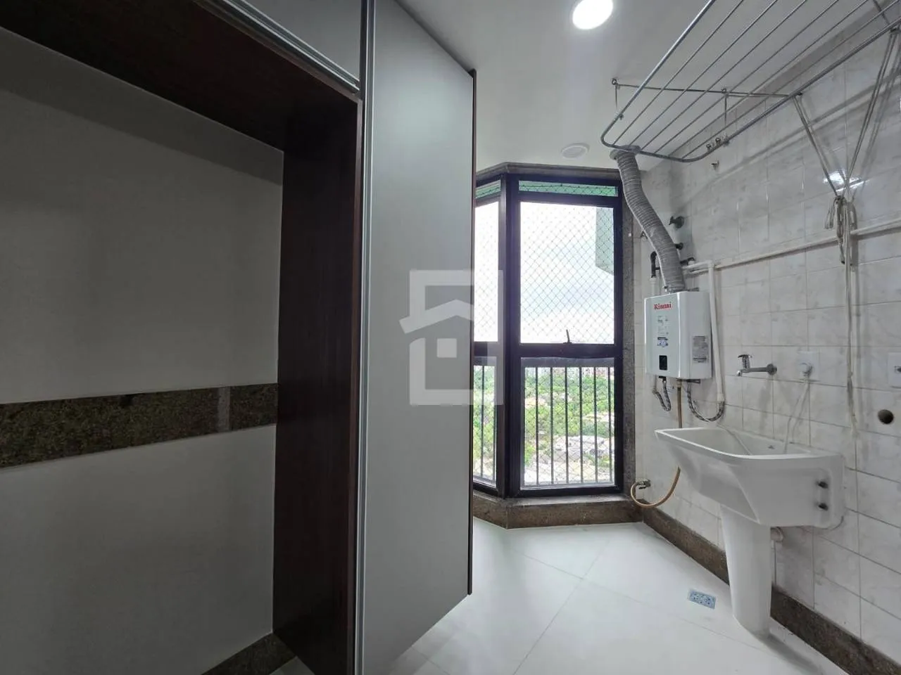 Ванна та 3 спальні: квартира 193 м² — photo 14