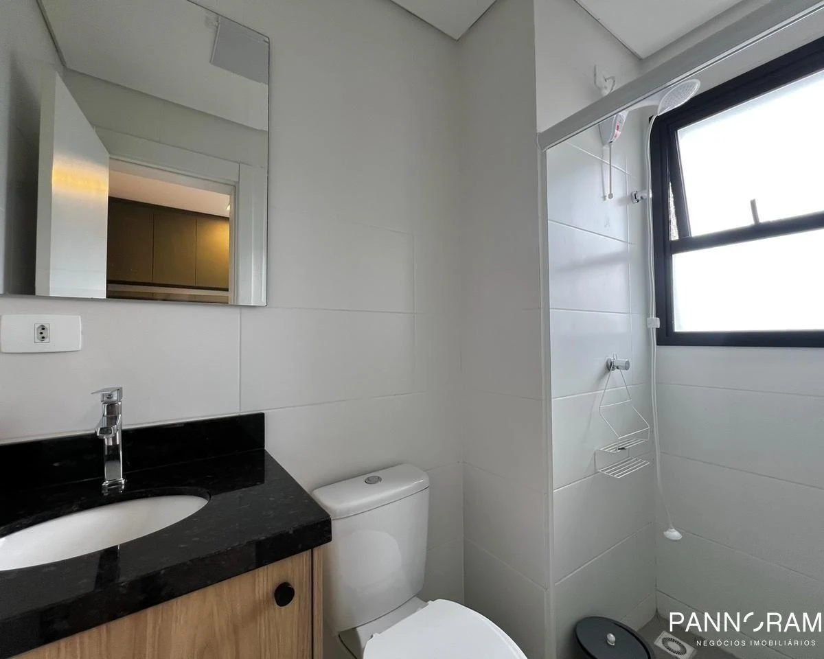 One-bedroom apartment with a washing machine in Curitiba — photo 8