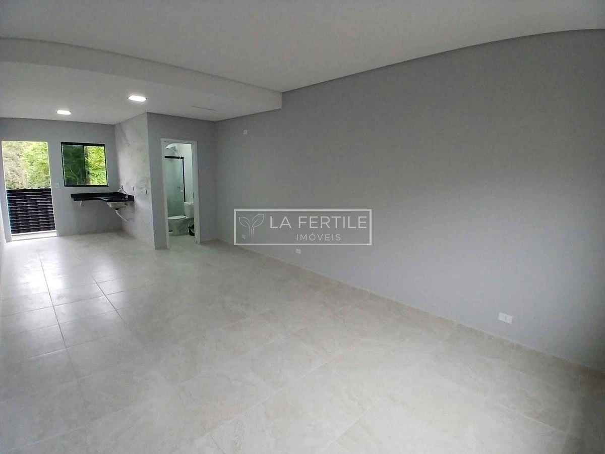 35 m² studio in Curitiba — photo 2