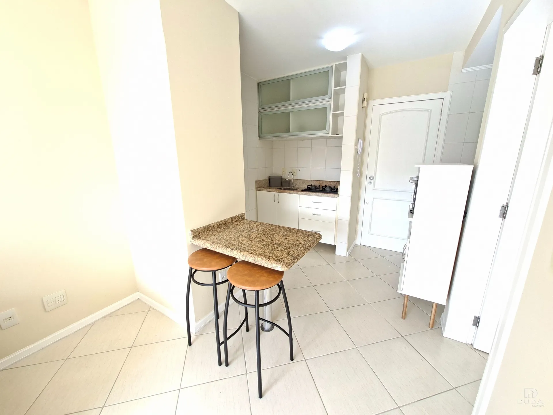 Apartamento de 1 dormitorio con cocina integrada y 1 plaza — photo 2