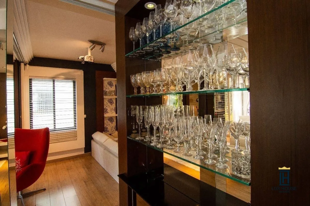 Casa amueblada con 5 suites y 450 m² para locación anual — photo 2