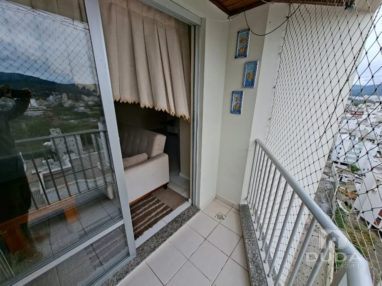 Apartment on the 5th floor with a grill on the balcony — photo 3