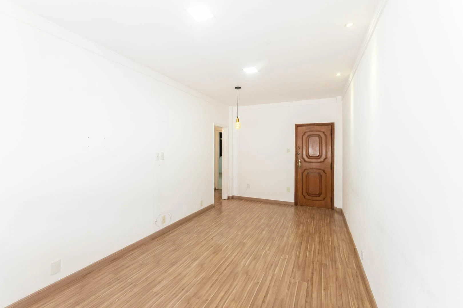 Home office in a 2-bedroom apartment, 90 m² — photo 6