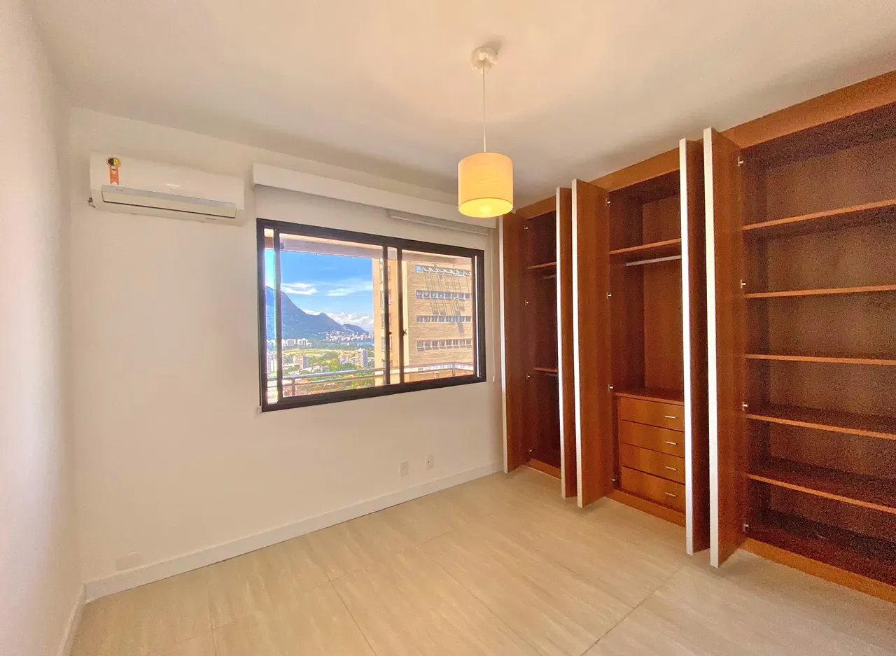 3-bedroom apartment in a building with a sauna — photo 10